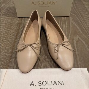 A. Soliani Beige Leather Loafers